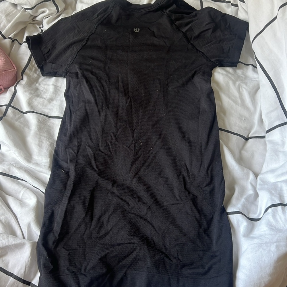 LULULEMON SWIFTLY TECH 🖤